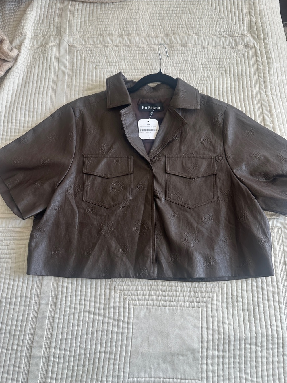 En Saison Women’s Short-Sleeve Brown Embossed Faux Leather Button-Down Shirt